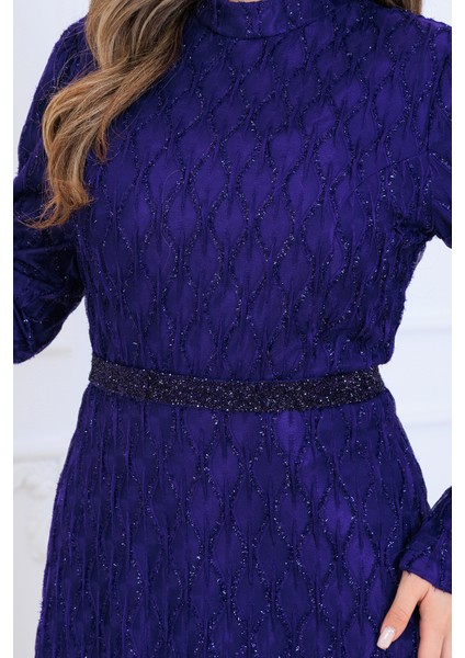 Lina Tesettür Abiye Elbise Dantel Kumaş Eteği Kuyruk ve Beli Taş Detaylı