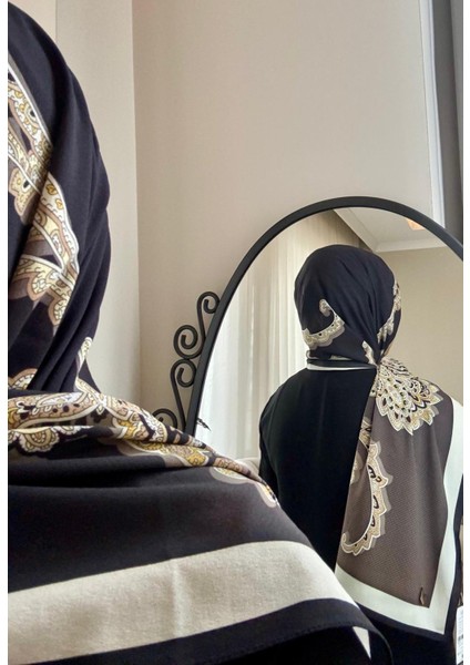 19V69 Italıa Krep Kumaş Yumuşak Dokulu Siyah Kahverengi Şal