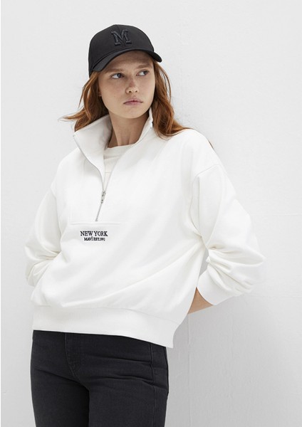 Yarı Fermuarlı Sırt Baskılı Ekru Sweatshirt 1S10502-70057 fiyatları