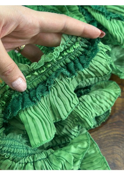 Lastikli Fırfırlı Yeşil Şerit Dikiş Aksesuarı En 9 cm 1 Metre modelleri