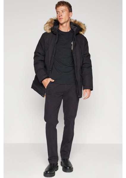 Dryvent™ Scar Ridge Waterproof Parka Erkek Su Geçirmez Kapüşonlu Parka Siyah indirimleri