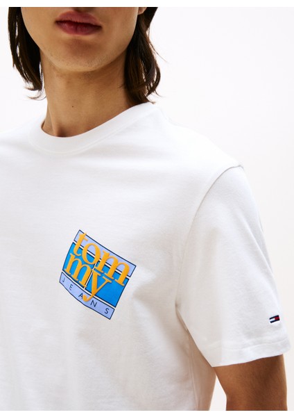 Bisiklet Yaka Baskılı Beyaz Erkek T-Shirt DM0DM22127YBL Tjm Reg Flag Dna Tee modelleri