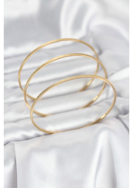 Gold Renk Simli Model Ajda 65 mm Kadın Bileklik - EBJ251025W38292 fiyatları