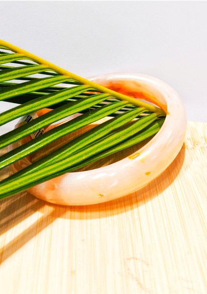 Kemik Renkli Şık Mika Bileklik fiyatları