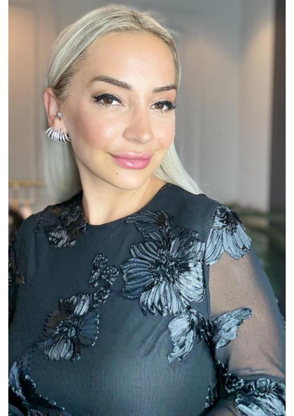 Siyah Çicek Detaylı Kolları Transparan Kadın Alt Üst Takım modelleri