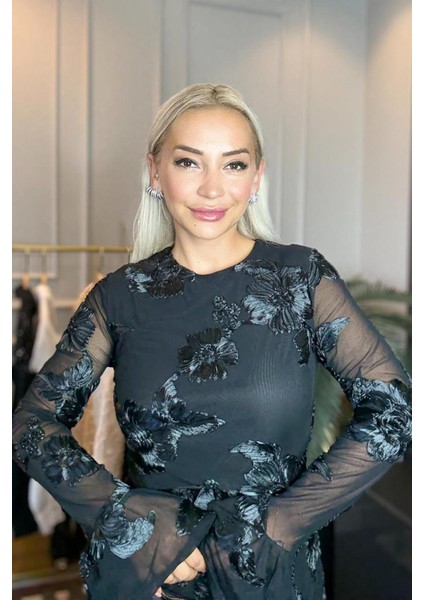 Siyah Çicek Detaylı Kolları Transparan Kadın Alt Üst Takım fırsatları