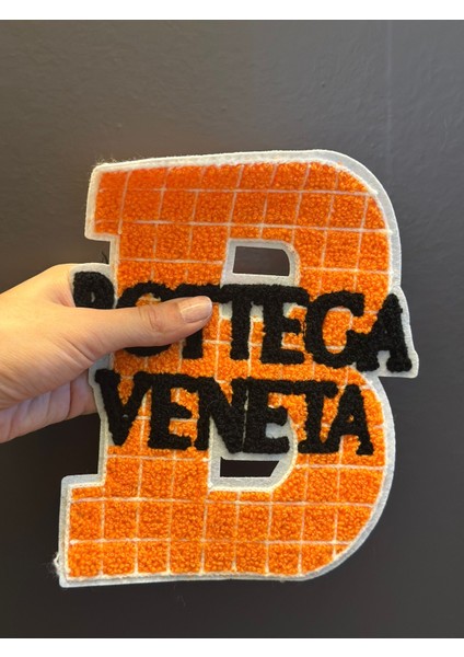 Dokuma Turuncu B Harfi Arma Dikiş Aplike 20X16 cm