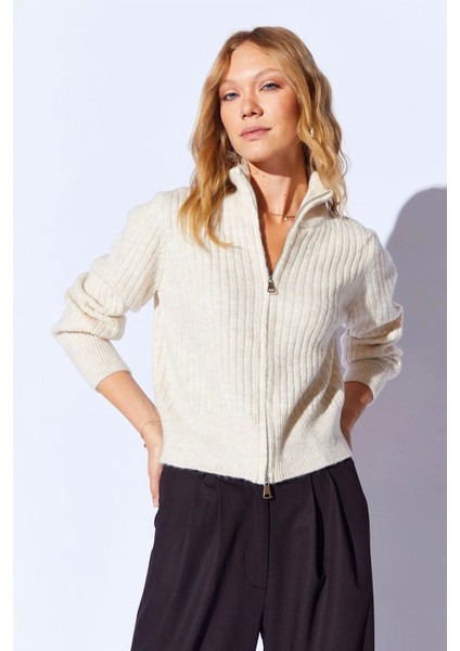 Yumuşak Soft Dokulu Fermuarlı Kadın Triko Hırka - Taş fırsatları