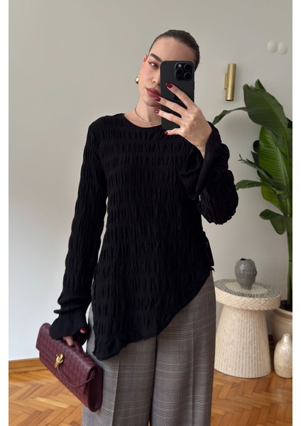 Bürümcük Detay Triko Tasarım Bluz- Siyah
