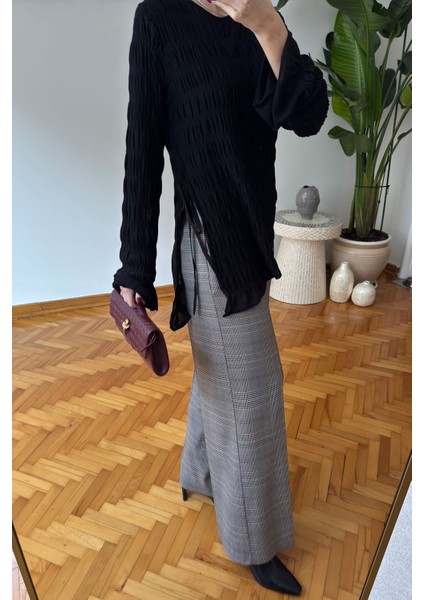 Bürümcük Detay Triko Tasarım Bluz- Siyah fiyatları