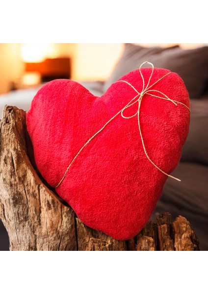 Sevgililer Günü Kırmızı Kalp Yastık 38 x 38