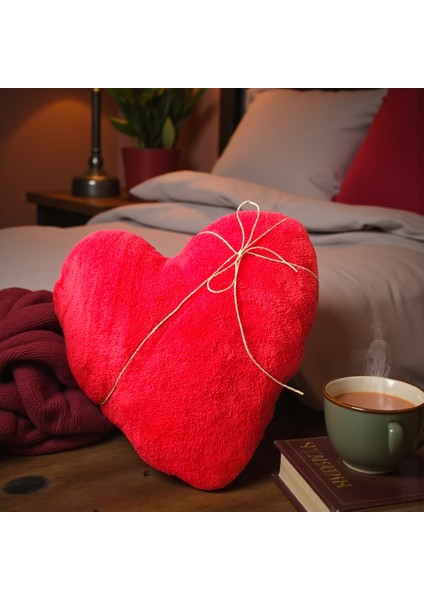 Sevgililer Günü Kırmızı Kalp Yastık 38 x 38 fiyatları
