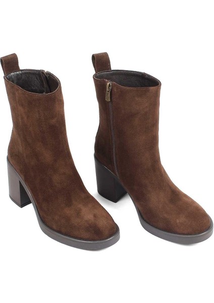 Kadın Kahverengi Kalın Topuklu Süet Deri Bot