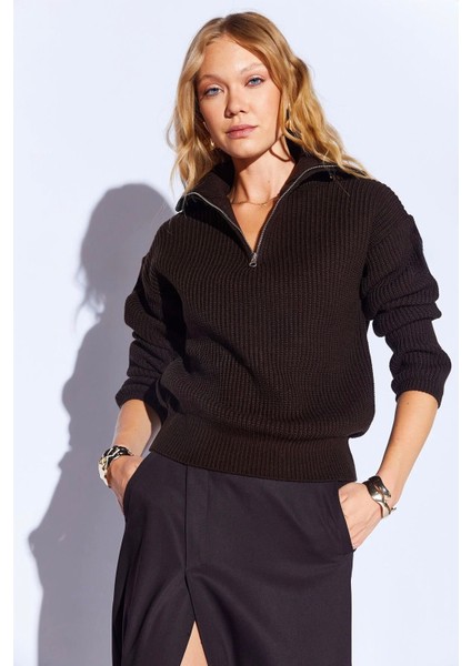 Pamuklu Soft Doku Fermuarlı Yarım Balıkcı Yaka Kadın Kazak fırsatları