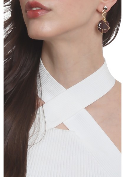 Kadın Çivili Model Altın Renk Tel Sarma Tasarım Kedigözü Küpe