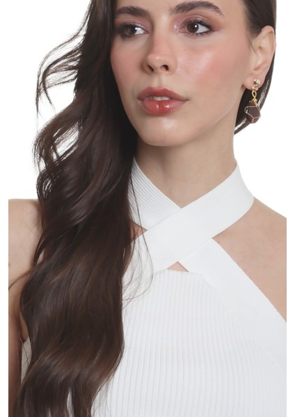 Kadın Çivili Model Altın Renk Tel Sarma Tasarım Kedigözü Küpe fırsatları