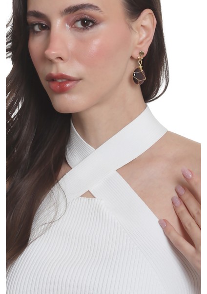 Kadın Çivili Model Altın Renk Tel Sarma Tasarım Kedigözü Küpe indirimleri