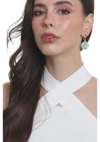 Kadın Çivili Model Altın Renk Tel Sarma Tasarım Kedigözü Küpe fırsatları