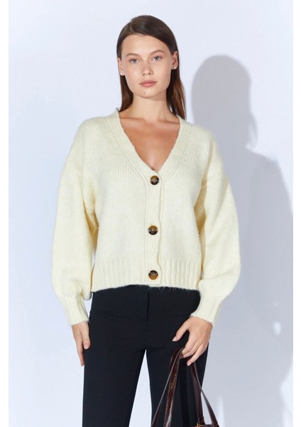 V Yaka Triko Basic Kadın Hırka (Krem) modelleri