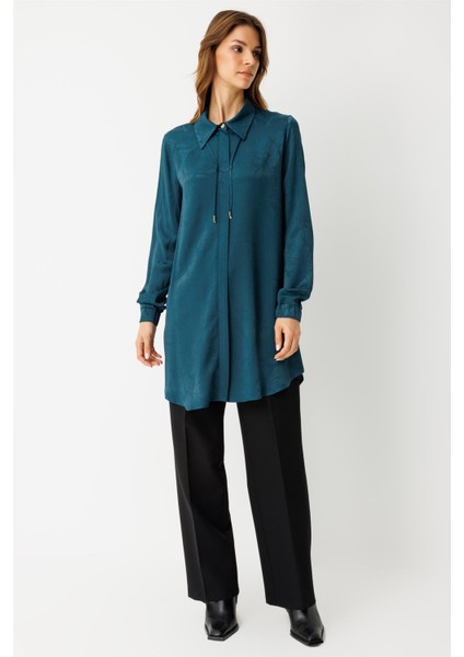 Kendinden Desenli Bağcık Detaylı Tunik Petrol fiyatları