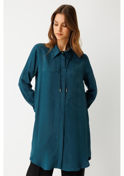 Kendinden Desenli Bağcık Detaylı Tunik Petrol fırsatları