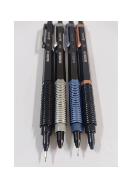 Blackline Metal 0,7 Versatil Uçlu Kalem fiyatları