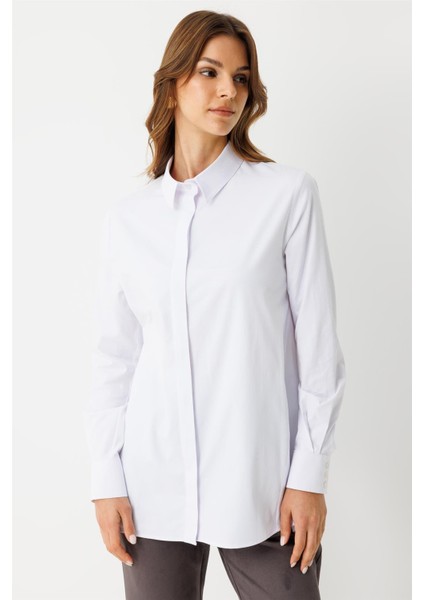 Arkası Dikiş Detaylı Pamuk Gömlek Beyaz fırsatları
