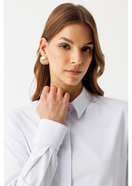 Arkası Dikiş Detaylı Pamuk Gömlek Beyaz indirimleri