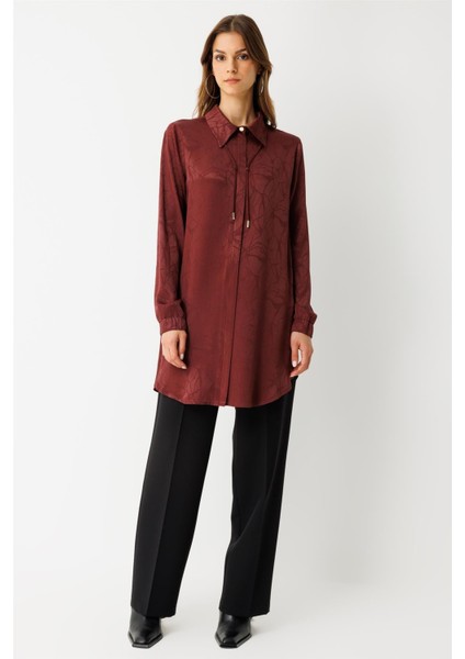 Kendinden Desenli Bağcık Detaylı Tunik Bordo