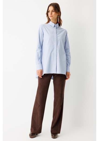 Arkası Dikiş Detaylı Pamuk Gömlek Mavi fiyatları