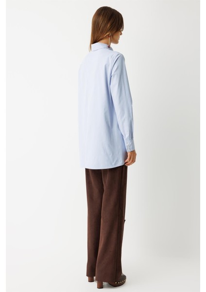 Arkası Dikiş Detaylı Pamuk Gömlek Mavi