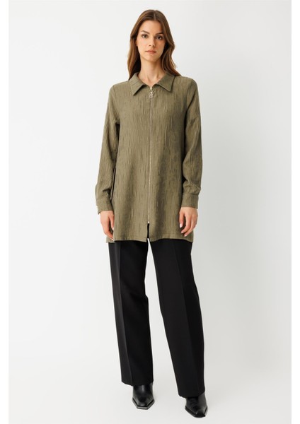 Kendinden Desenli Fermuar Kapamalı Tunik Haki