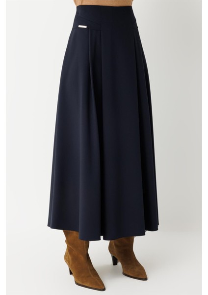 Aksesuar Detaylı Etek Laci fırsatları