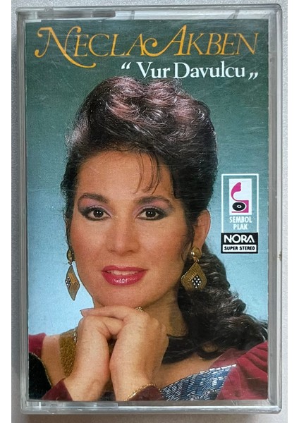 Necla Akben Vur Davulcu Kaset (Orijinal 1998 Dönem Kağıt Baskı Kaset)