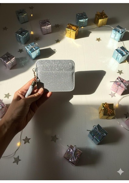Gümüş Simli Püsküllü Cüzdan Kartlık