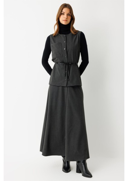 Yeleği Çıt Çıt Kapamalı Etekli Takım Antrasit modelleri