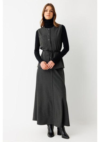 Yeleği Çıt Çıt Kapamalı Etekli Takım Antrasit
