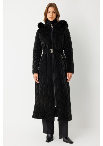 Kapitone Tam Boy Kaban Siyah modelleri