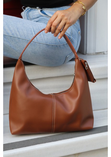 Bella Mat Deri Cüzdan Detaylı Kadın Omuz ve Kol Çantası