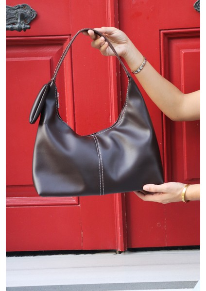 Bella Mat Deri Cüzdan Detaylı Kadın Omuz ve Kol Çantası