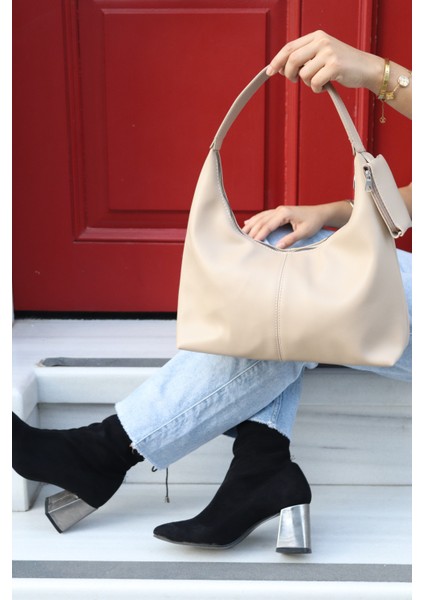 Bella Mat Deri Cüzdan Detaylı Kadın Omuz ve Kol Çantası