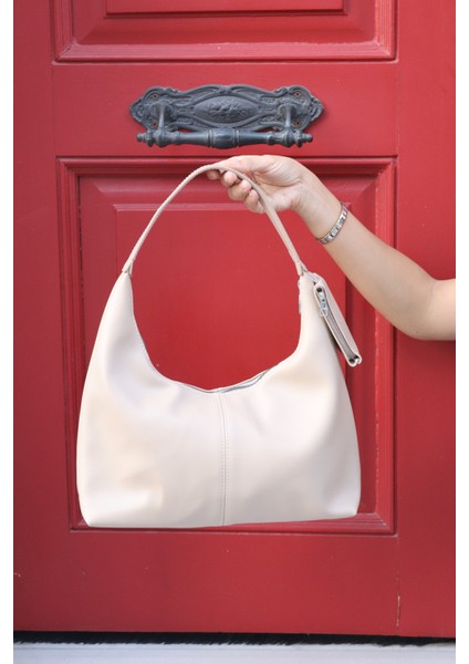 Bella Mat Deri Cüzdan Detaylı Kadın Omuz ve Kol Çantası indirimleri