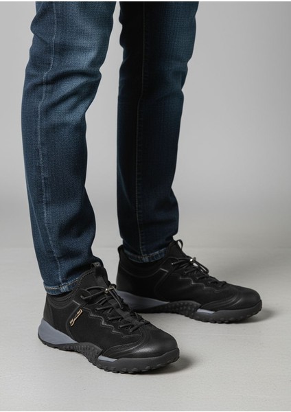 G25K537 Hafif ve Esnek Tasarım Hakiki Nubuk Deri Lastik Bağcıklı Erkek Siyah Günlük Ayakkabı