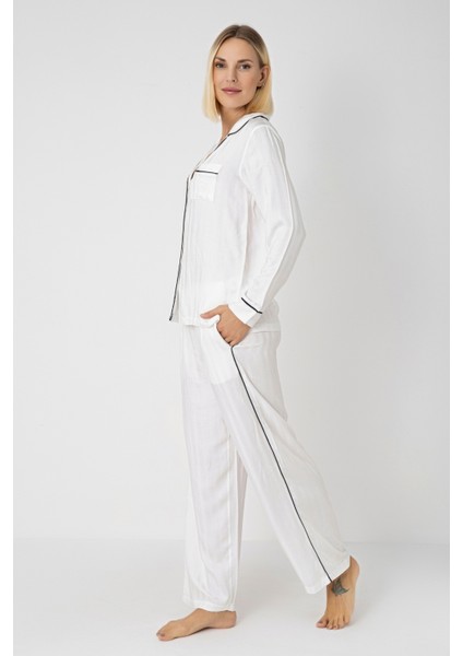 Kadın Uzun Kollu Kışlık Saten Pijama Takımı – Gömlek Yaka, Biyeli, Cepli, Beyaz / Siyah modelleri