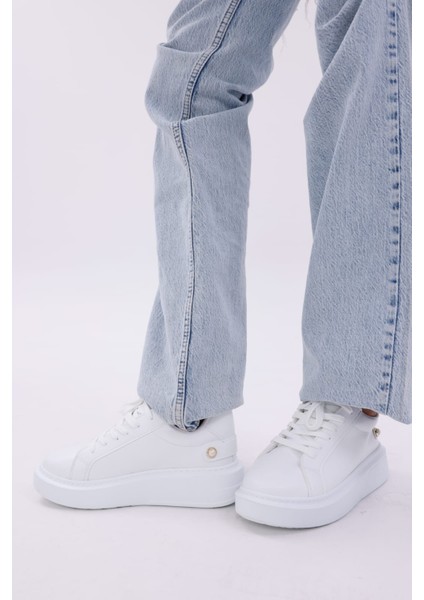 Kadın Bağcıklı Basic Sneaker Inci Detaylı Kalın Taban Spor Ayakkabı fiyatları