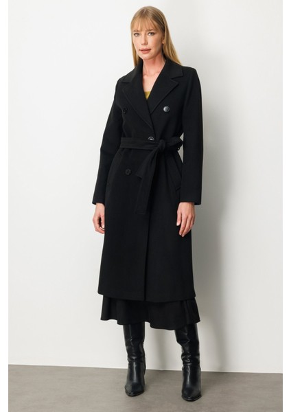 Beli Kuşaklı Kruvaze Yaka Kaban Siyah 06063