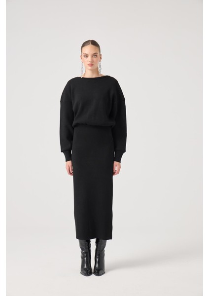 Soft Dokulu Uzun Jacey Triko Elbise Siyah fırsatları