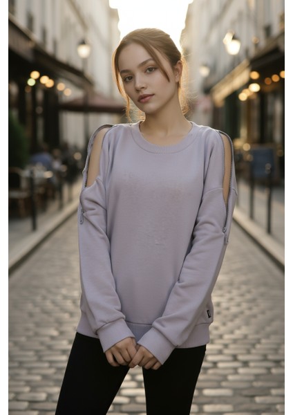Kadın Omuzları Fermuar Detaylı Pamuklu Sweatshirt | Şık & Rahat Günlük Tarz