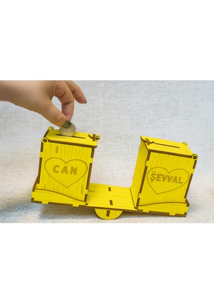 Ahşap Çiftli Isimli Kumbara – Kişiye Özel Lazer Kesim Tasarım