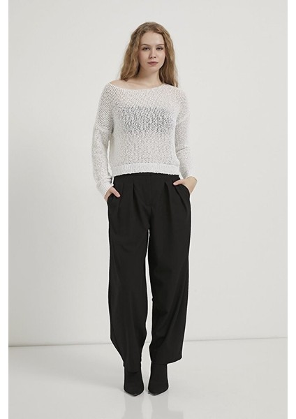 Kadın Standart Beden Düşük Omuz Transparan Şık ve Zarif Tasarım Triko Kazak